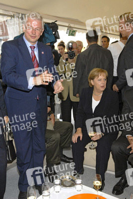 Roland Koch, Angela Merkel