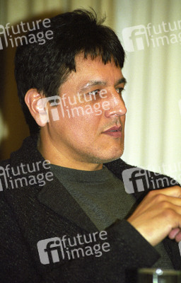 Robert Beltran