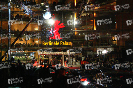 Berlinale-Palast am Abend