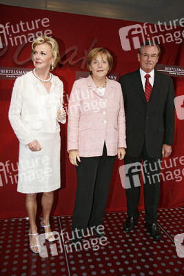 Liz Mohn, Angela Merkel