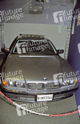BMW 750iL aus "Der Morgen stirbt nie / Tomorrow Never Dies"