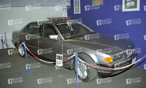 BMW 750iL aus "Der Morgen stirbt nie / Tomorrow Never Dies"