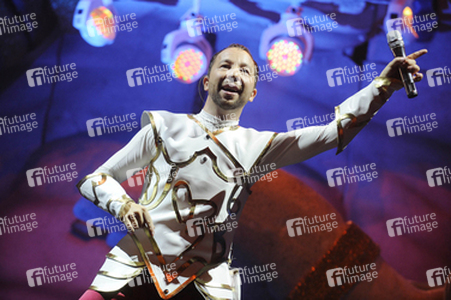 DJ BoBo