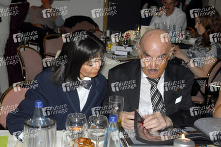 Marie Versini, Artur Brauner