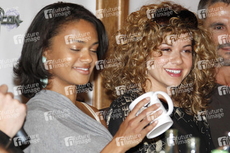 Kandyse McClure, Luciana Carro