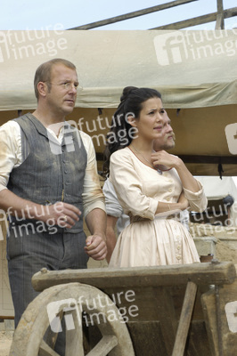 Heino Ferch als Heinrich Schliemann, Mélanie Doutey als Sophia Schliemann