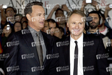 Tom Hanks, Dan Brown