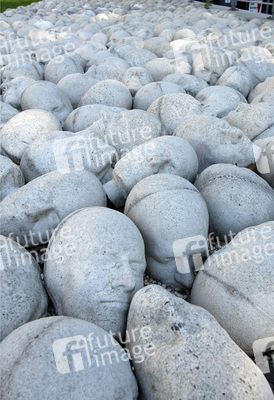 Kopfsteinpflaster von Timm Ulrichs