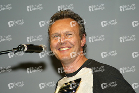 Anthony Stewart Head