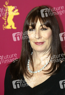 Anjelica Huston