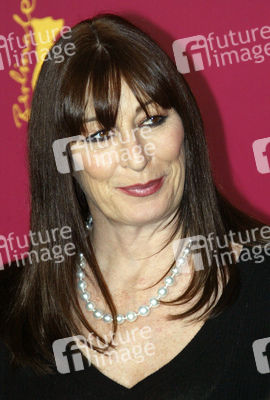 Anjelica Huston
