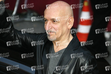 Ben Kingsley