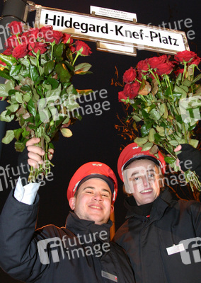 Straßenschild am Hildegard-Knef-Platz