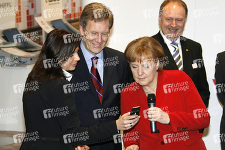 Christian Wulff, Angela Merkel