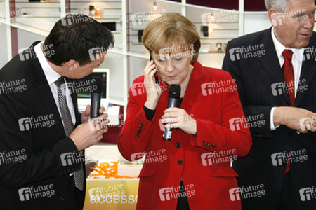 Sony Ericsson Manager, Angela Merkel, Michael Glos