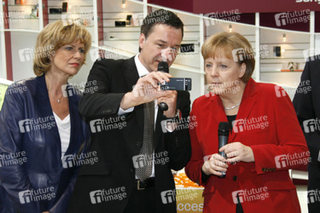 Dagmar G. Wöhrl, Sony Ericsson Manager, Angela Merkel