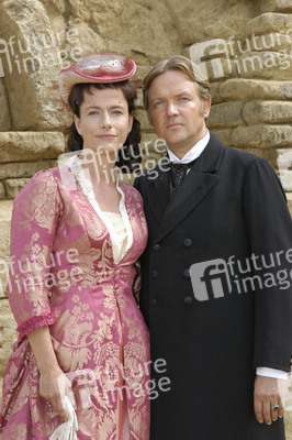 Claudia Michelsen als Michaela Neumann, Justus von Dohnányi als Oskar Neumann