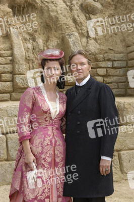 Claudia Michelsen als Michaela Neumann, Justus von Dohnányi als Oskar Neumann