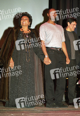 Nichelle Nichols, Tim Russ, Robert Beltran