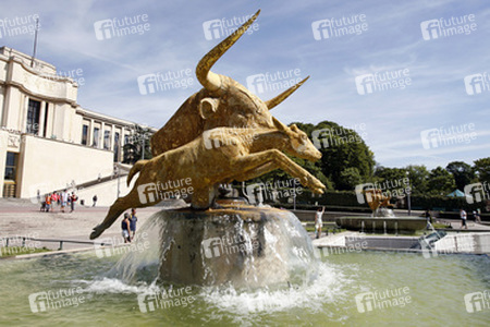 Brunnen in den Jardins du Trocadéro vor dem Palais de Chaillot