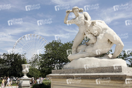 Statue im Tuileriengarten