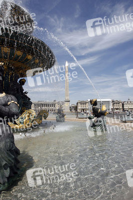 Meeres Fontäne / Fontaine des Mers