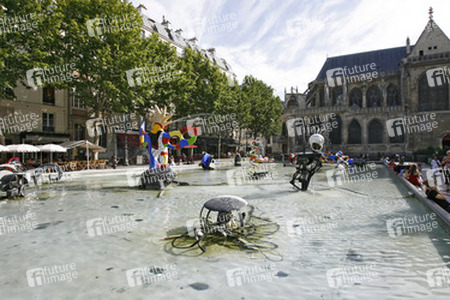 Strawinski-Brunnen / Tinguely-Brunnen