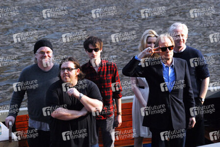 Philip Seymour Hoffman, Nick Frost, Tom Sturridge, Talulah Riley, Bill Nighy, Richard Curtis