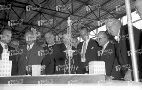 Ernst Reuter, Ludwig Erhard