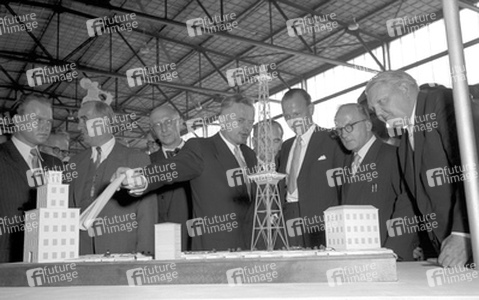 Ernst Reuter, Ludwig Erhard