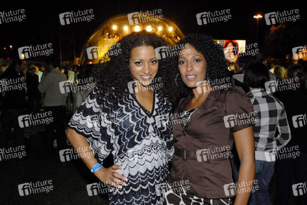 Nadja Benaissa, Jessica Wahls