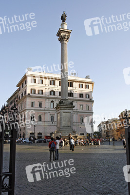 Säule aus der Maxentiusbasilika