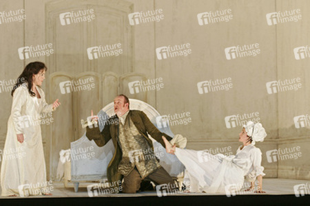 Stella Doufexis, Geraldine McGreevy, Jens Larssen