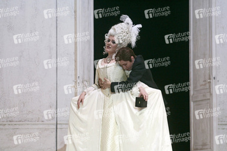 Stella Doufexis, Geraldine McGreevy