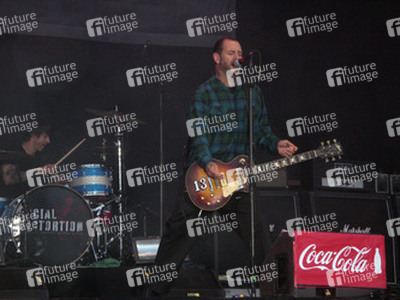 Adam Willard, Mike Ness