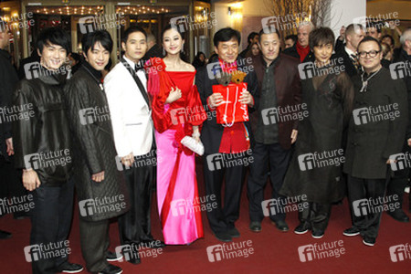 Steve Yoo, Lin Peng, Jackie Chan, Ding Sheng und Cast
