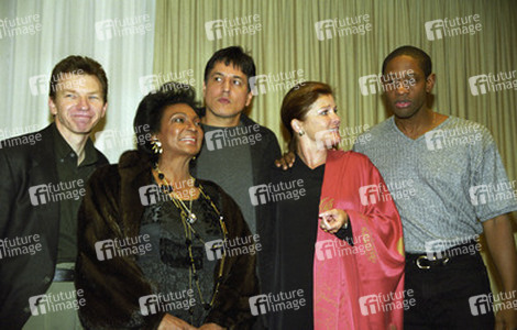 Max Grodénchik, Nichelle Nichols, Robert Beltran, Kate Mulgrew, Tim Russ