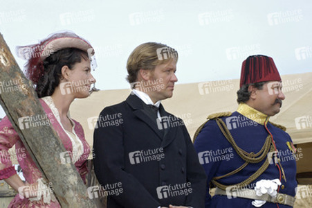 Claudia Michelsen als Michaela Neumann, Justus von Dohnányi als Oskar Neumann und Aykut Kayacik als türkischer Pascha