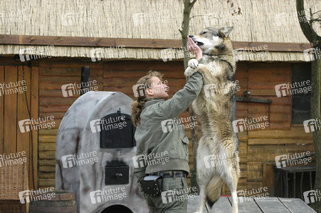 Claudia Blume mit Wolf Tatanka