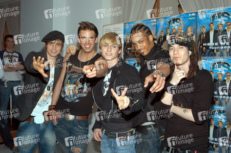 Christoph Watrin, Izzy Gallegos, Jay Khan, Michael Johnson, Richie Stringini