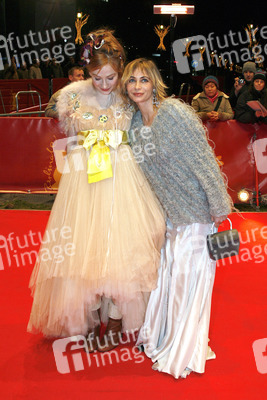 Julie Depardieu, Emmanuelle Béart