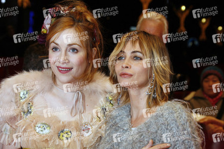 Julie Depardieu, Emmanuelle Béart