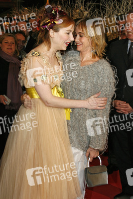 Julie Depardieu, Emmanuelle Béart