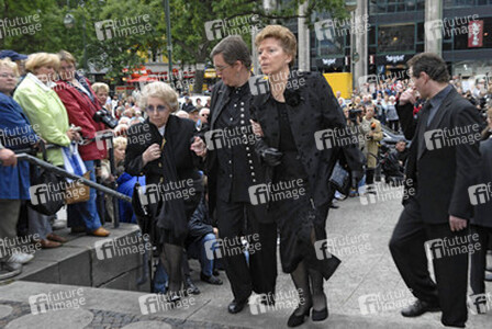 Mutter Jolanda, Tochter Konstanze Wussow und Witwe Sabine Wussow