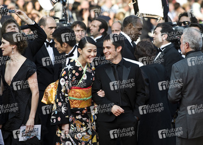 Yoshino Kimura, Gael Garcia Bernal