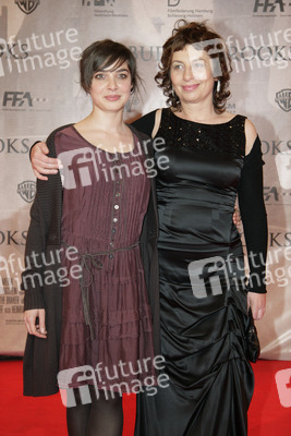 Maja Schöne, Teresa Harder