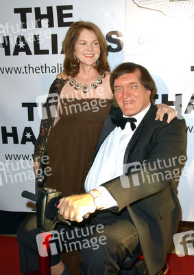 Lois Chiles, Richard Kiel
