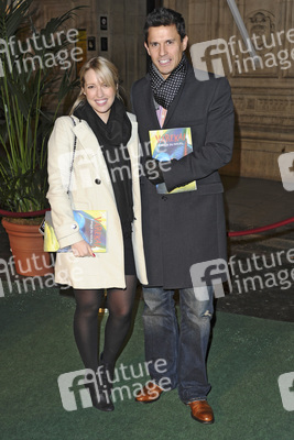 Jeremy Edwards mit Begleitung