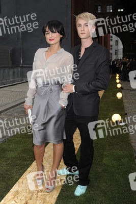 Miranda Leonhardt, Ben Ivory