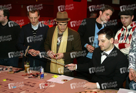 Mario Cortez, Alexander Sternberg